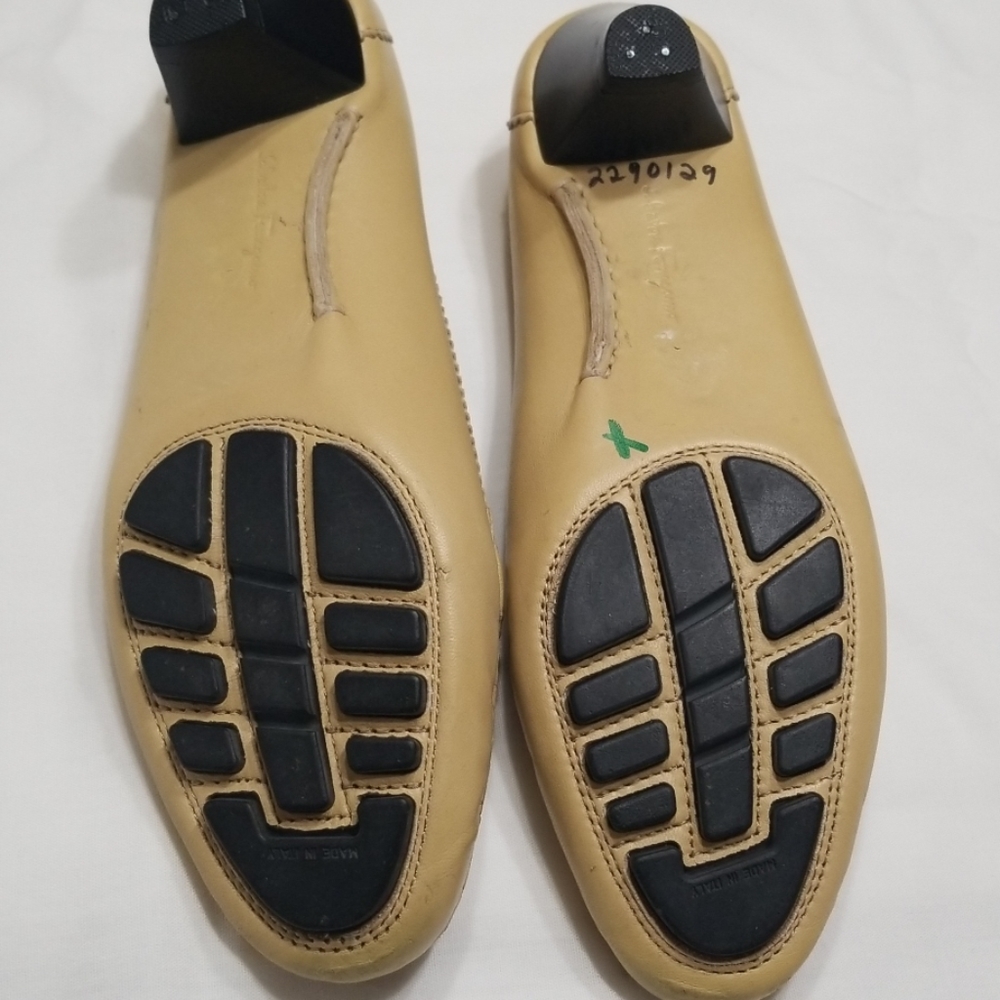 Ferragamo Tan Loafers with Small Heel - Picture 2 of 5